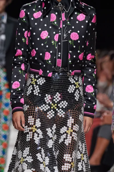 Look 85
